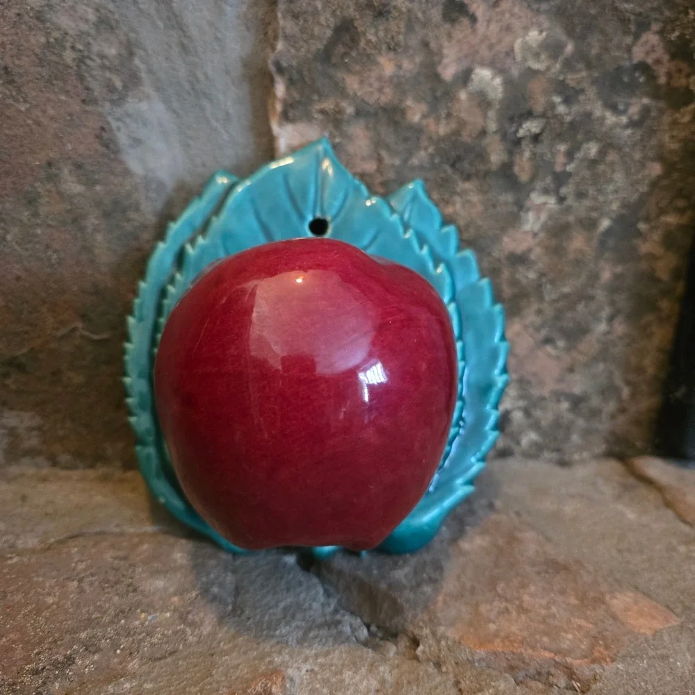 Vintage Ceramic Apple Wall Pocket Red Glazed Fruit Leaf Kitchen Cottagecore MCM
